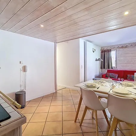 Apartment Pmr - Proche Pistes - Balcon - Piscine, Hammam, Sauna - 4 Pers - Fr-1-344-793